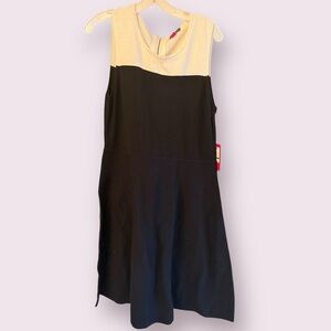 🏷️ VINCE CAMUTO Colorblock Knit Dress | Size L | Black/Cream | NWT 🏷️